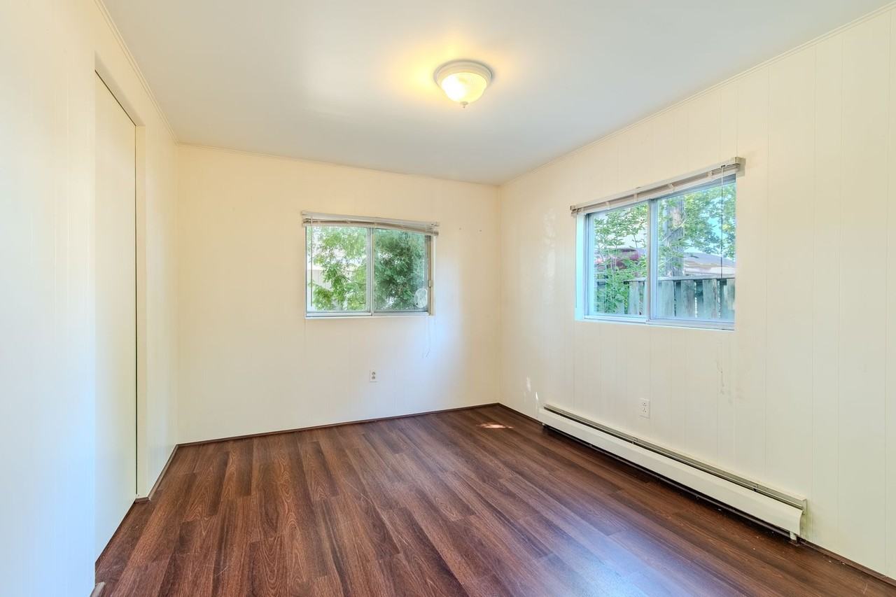 408 Cantley St - Photo 4 of 19