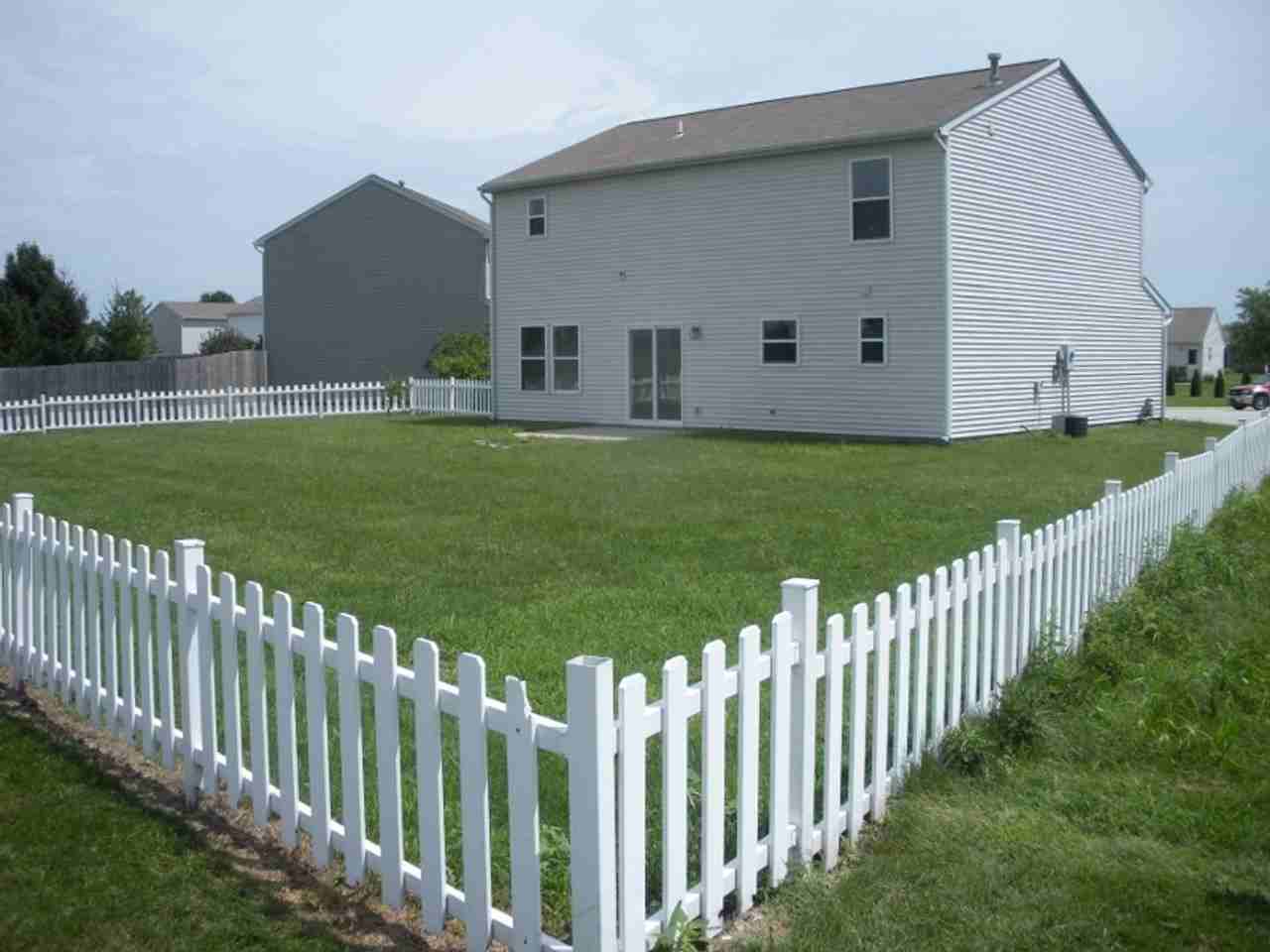 5002 Pioneer Dr - Photo 2 of 3