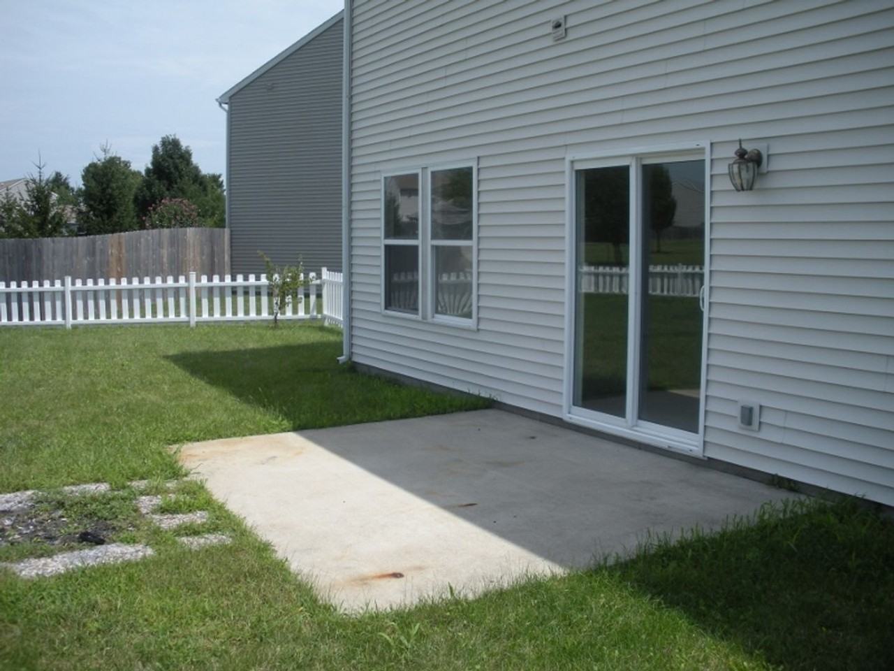 5002 Pioneer Dr - Photo 3 of 3