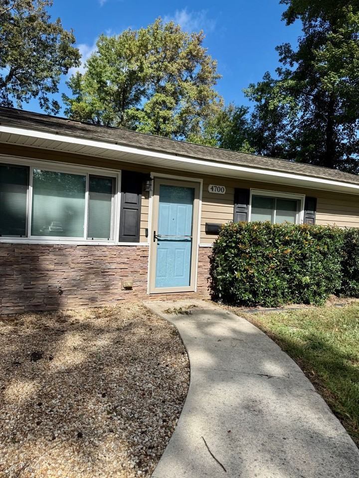 4700 Victory Rd - Photo 2 of 38