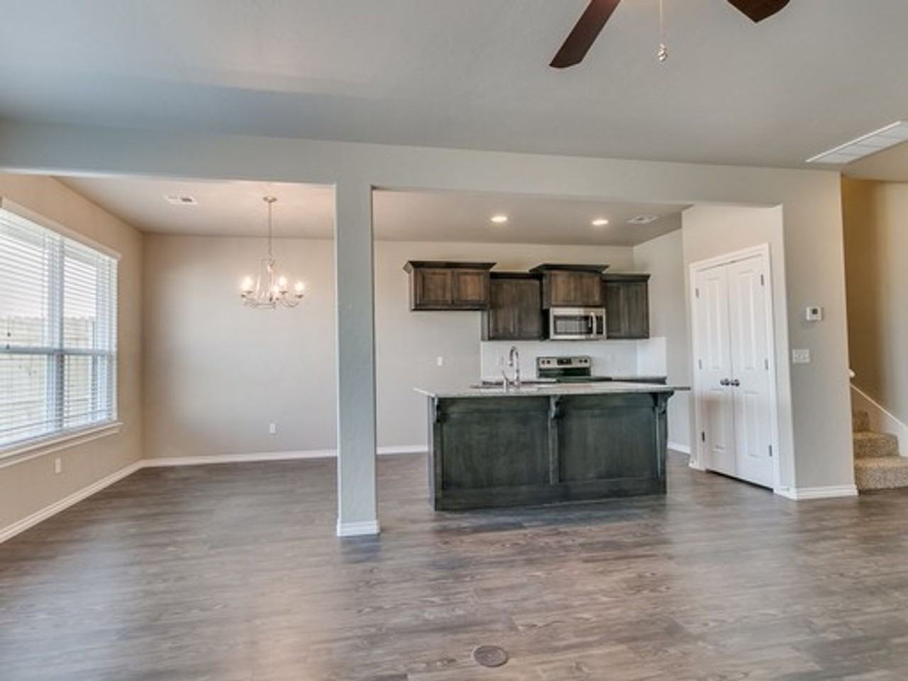 759 Sw 14th St - Photo 3 of 22
