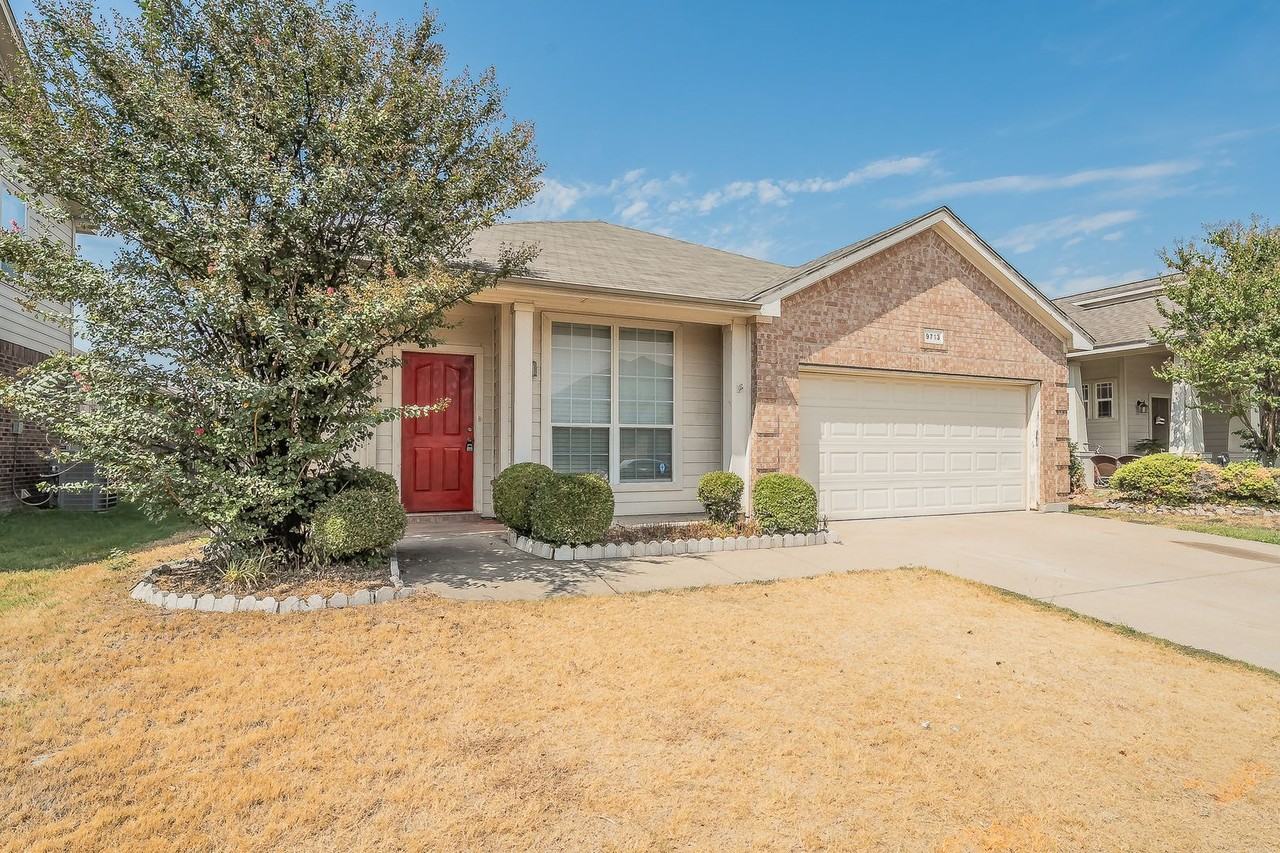 9713 Brenden Dr - Photo 3 of 40