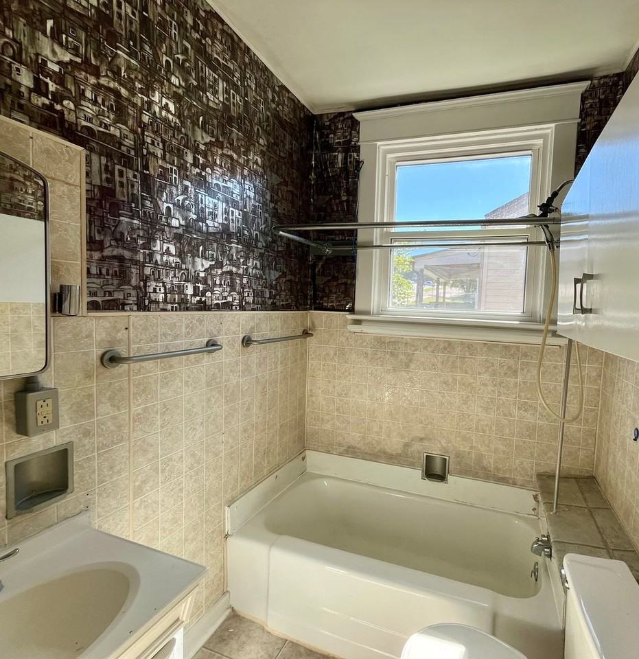532 Easton St - Photo 5 of 7
