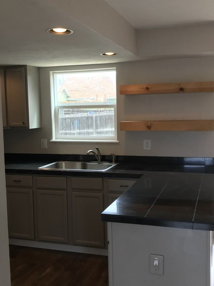 4512 S Buckley Way - Photo 5 of 15