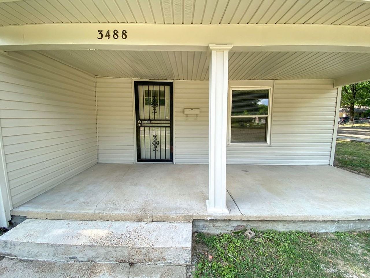 3488 Powell Ave - Photo 3 of 21