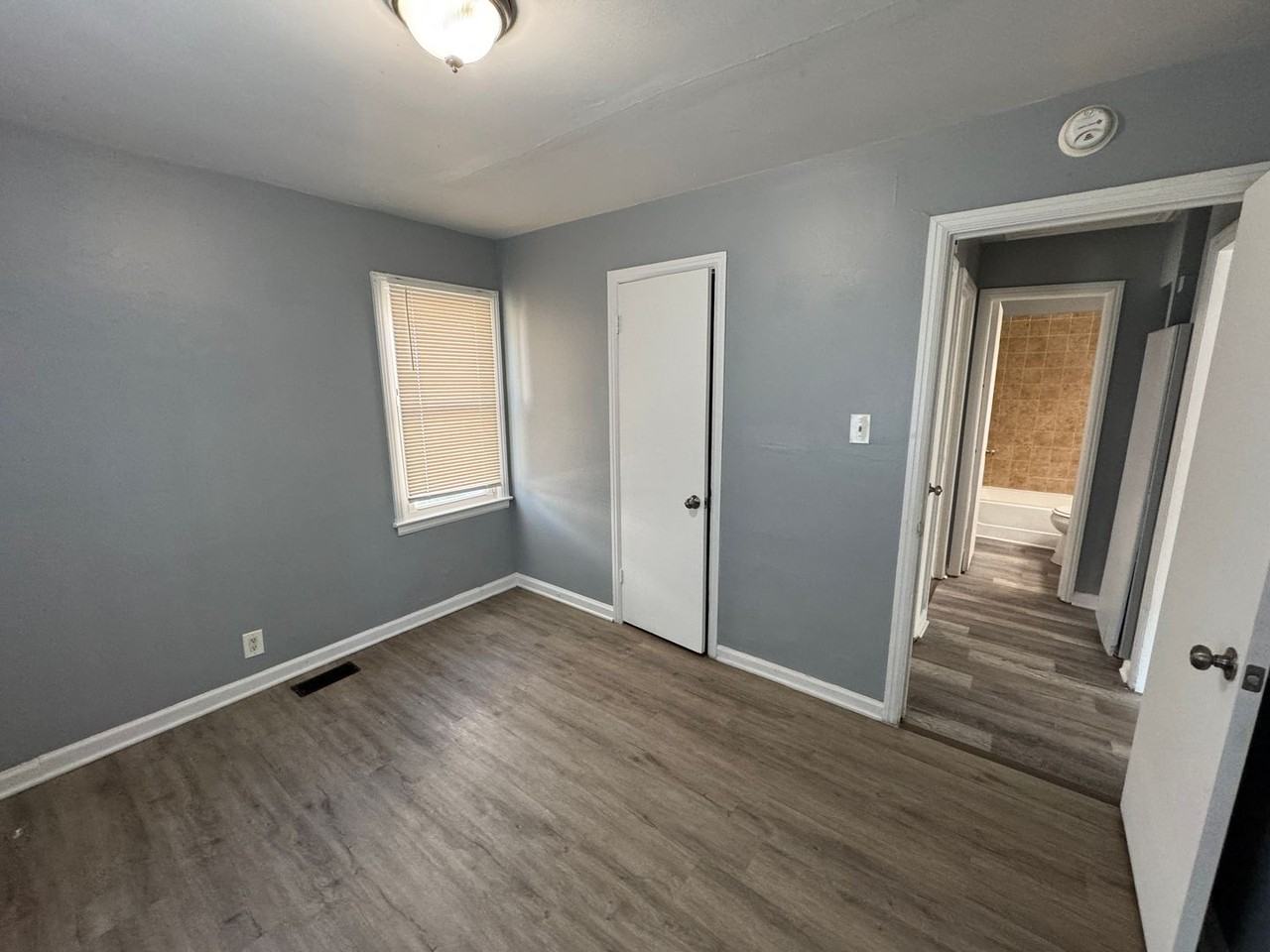 1747 Asbury St - Photo 7 of 25