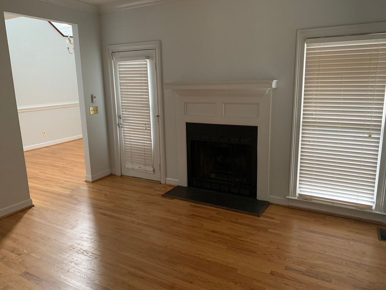 600 Woodrow St #D - Photo 2 of 11