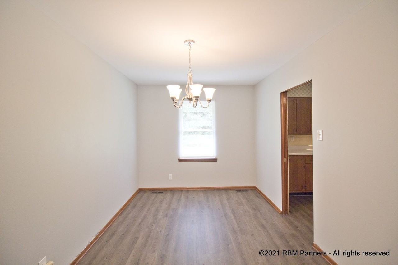 113 Abner Pl - Photo 3 of 20