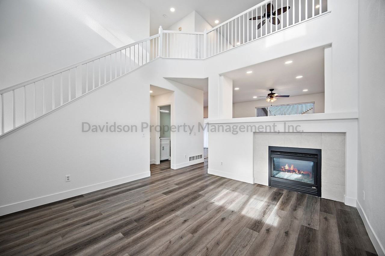 9188 Sunningdale Rd - Photo 2 of 26