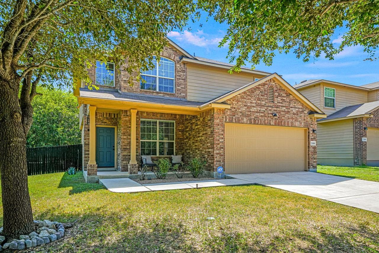 11606 Poppy Sands - Photo 2 of 35