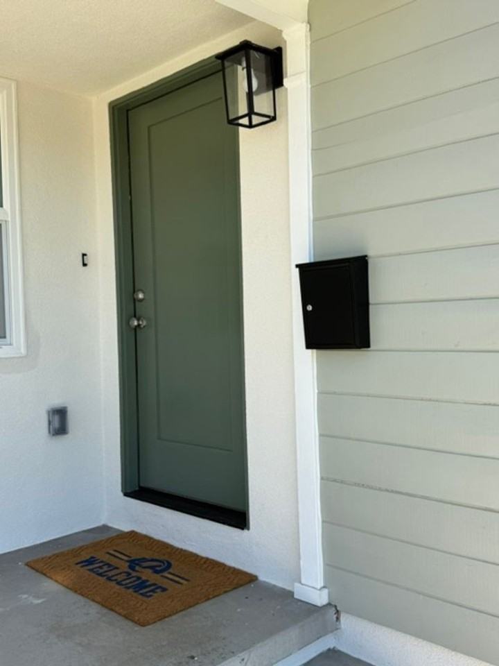 433 W Hammel St - Photo 2 of 48