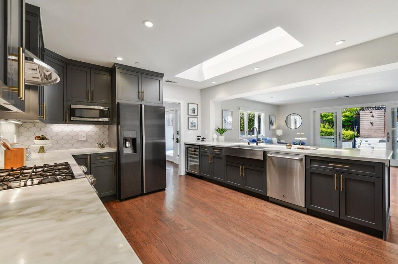 318 Castilian Way - Photo 3 of 10