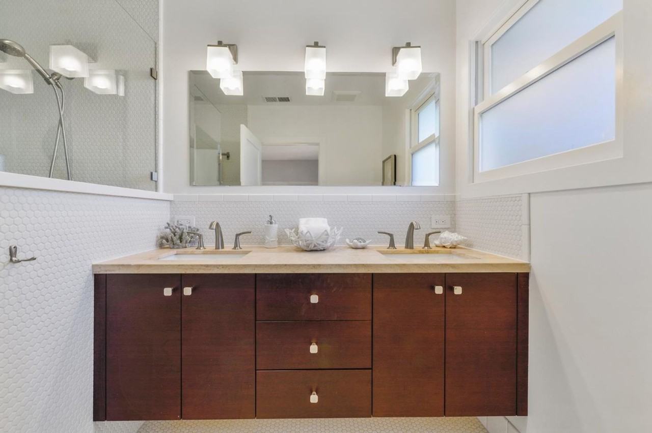 318 Castilian Way - Photo 7 of 10