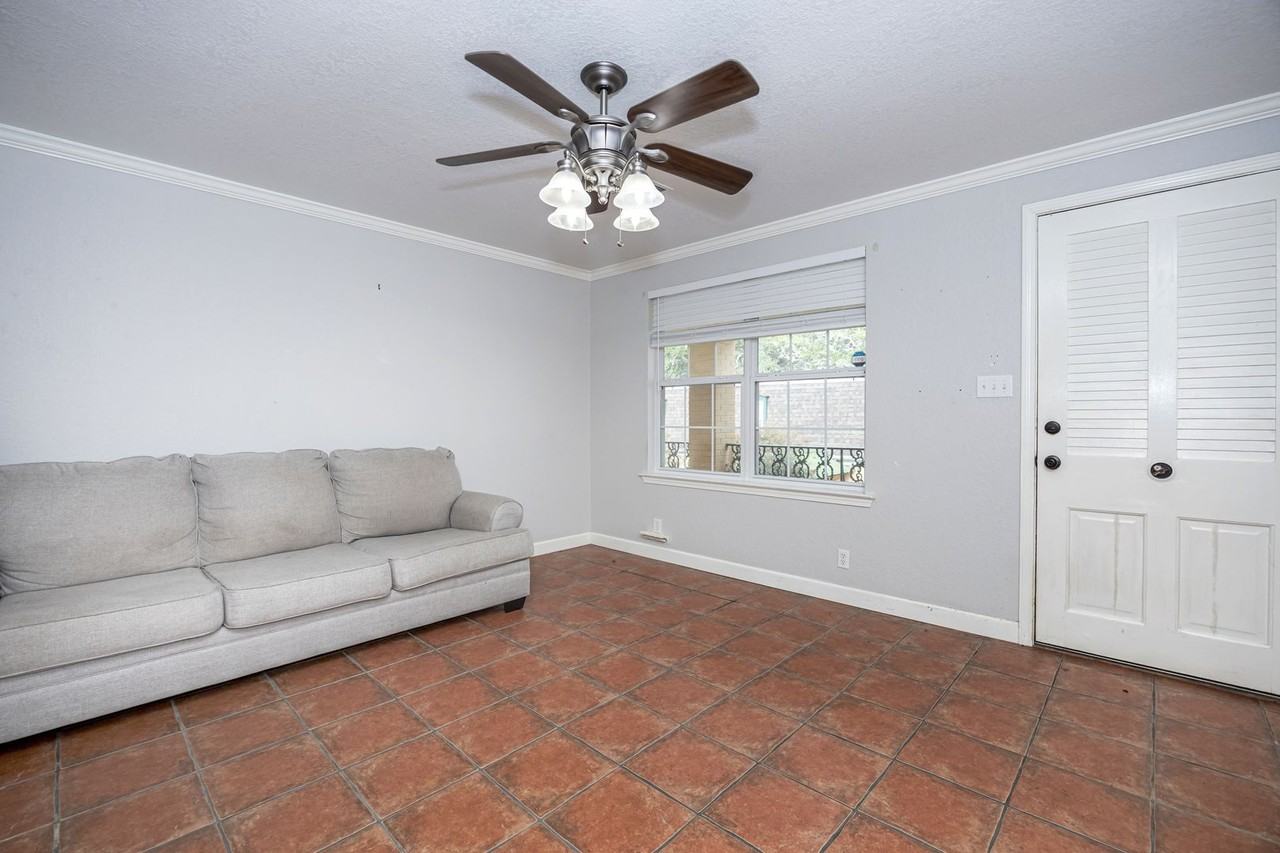 3310 Washington Ave #1317 - Photo 2 of 37