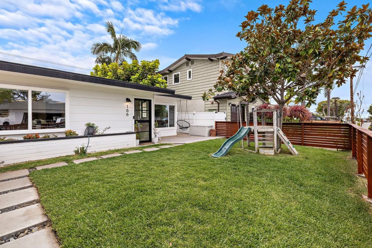 166 Avenida Santa Margarita - Photo 3 of 20