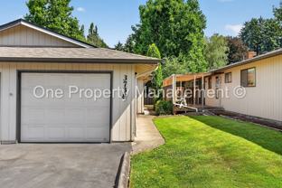 3738 Ne 45th St - Photo 1 of 1