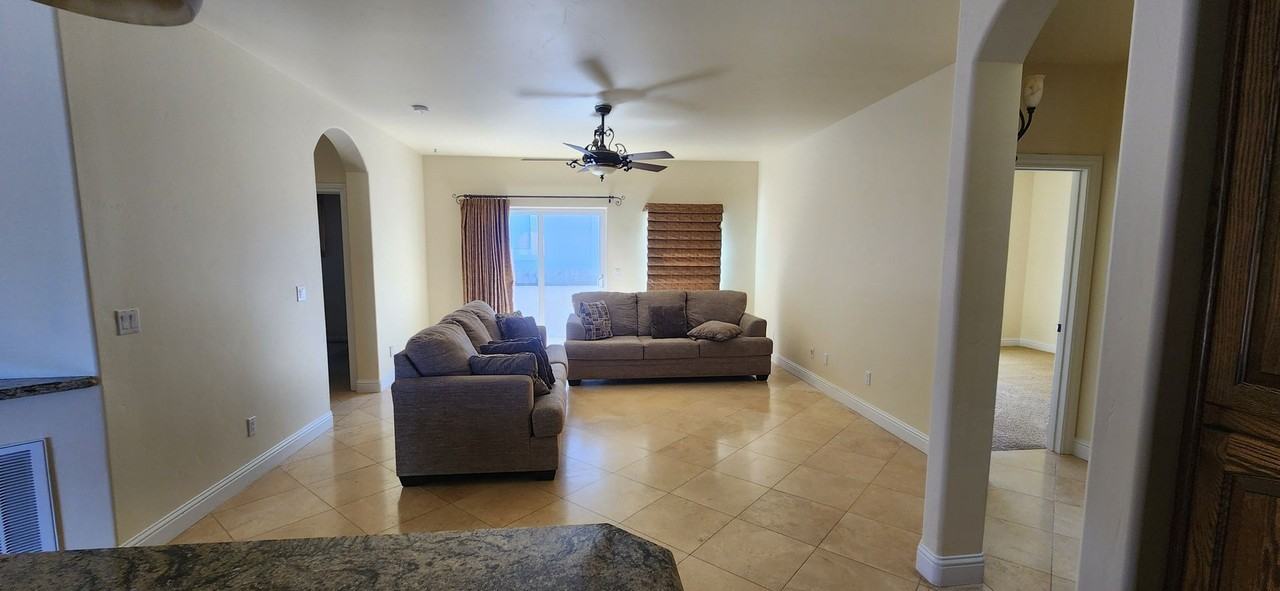 690 Balboa St - Photo 5 of 11