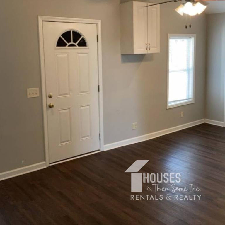 109 Roper Rd - Photo 2 of 20