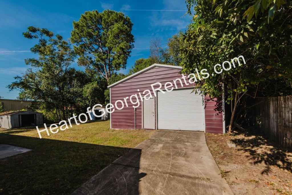 201 Tracy Ter - Photo 3 of 28