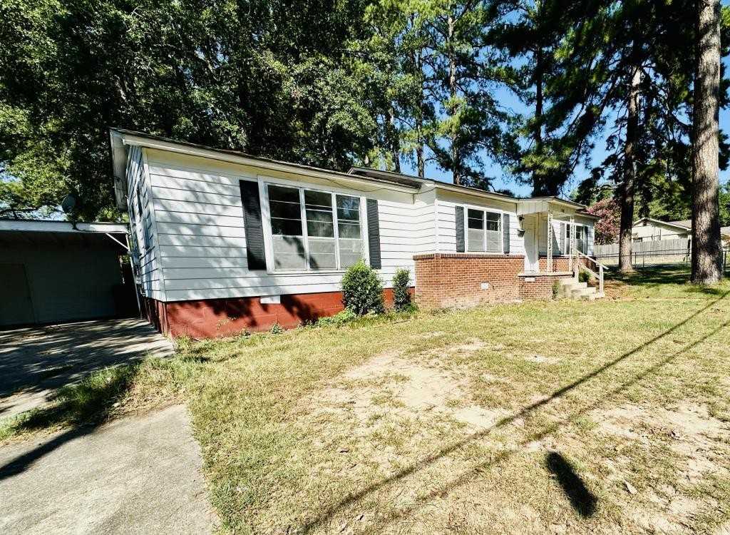 708 Cherry Ln - Photo 2 of 15