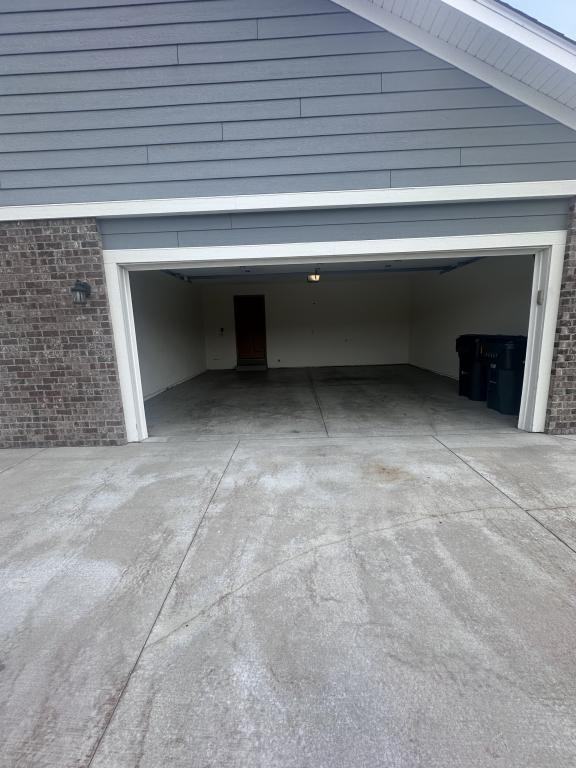 2519 Parkfield Dr - Photo 3 of 41