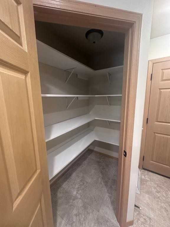 2519 Parkfield Dr - Photo 6 of 41