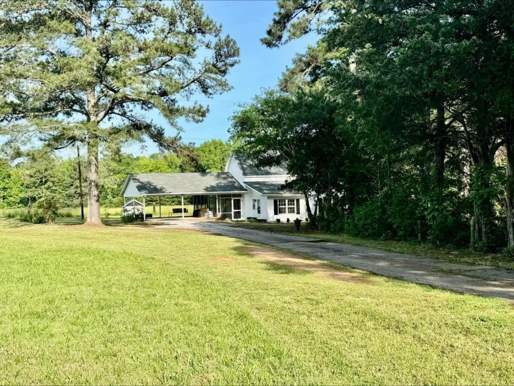 23504 Highway 221 N - Photo 2 of 16