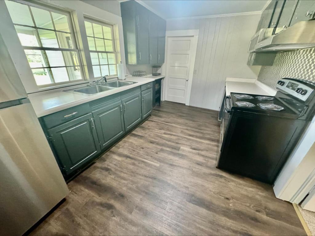 23504 Highway 221 N - Photo 6 of 16