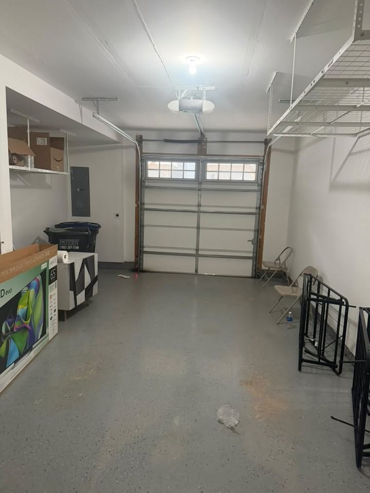 2624 Velocity Rd - Photo 5 of 12