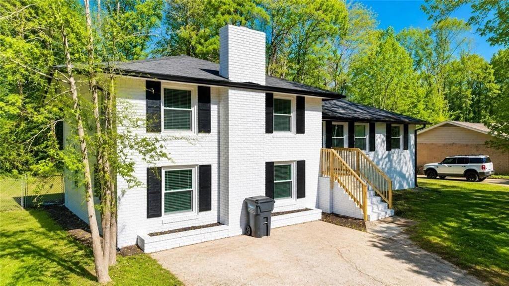 4675 Lincoln Way Sw - Photo 3 of 21
