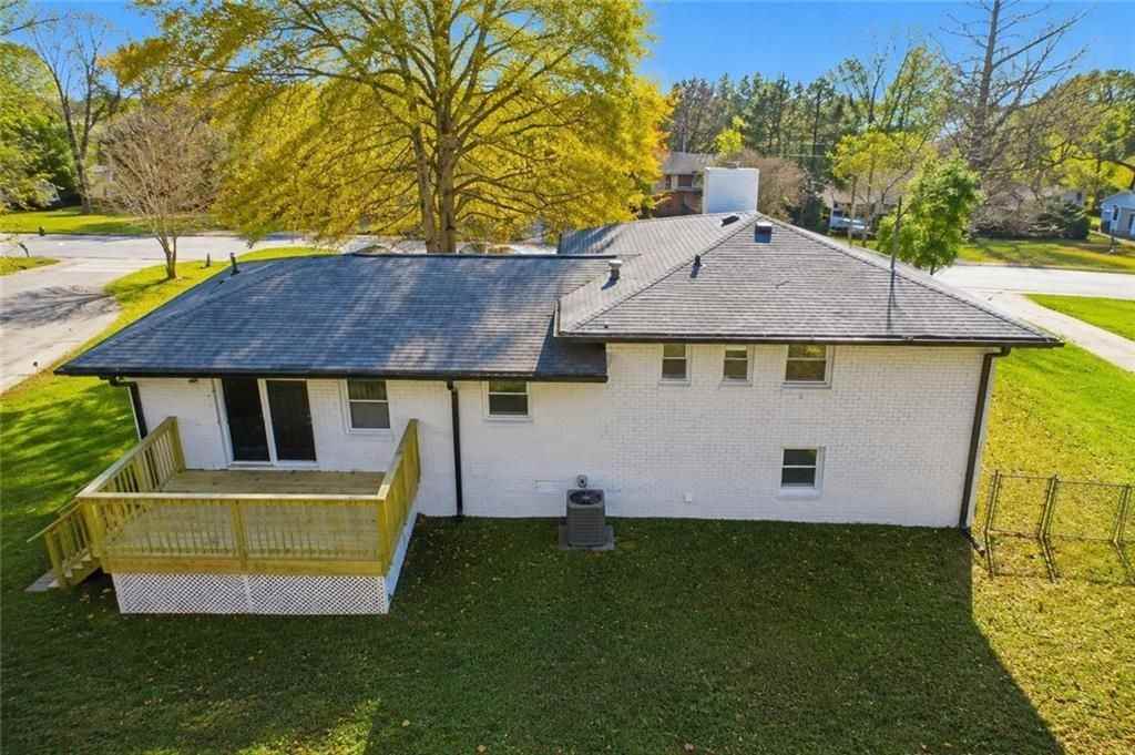 4675 Lincoln Way Sw - Photo 4 of 21