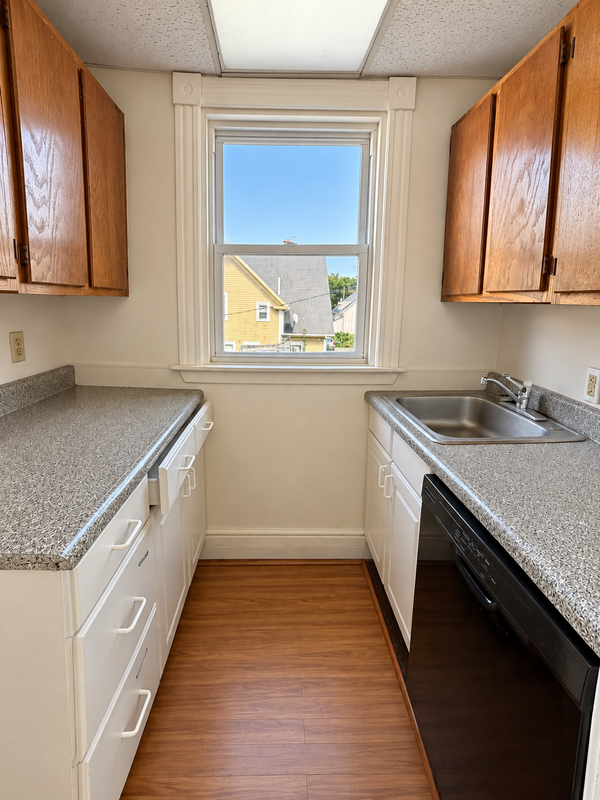 41 Emory St ##2 - Photo 2 of 4