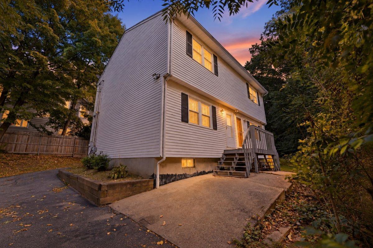 5A Warwick St ##1 - Photo 3 of 24