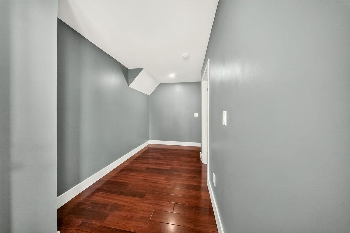 359 Park Ave ##1 - Photo 4 of 24