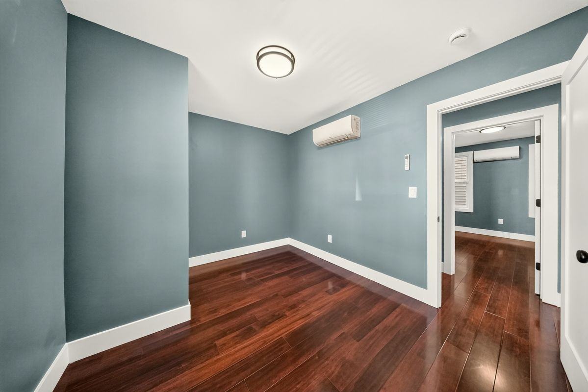359 Park Ave ##1 - Photo 6 of 24