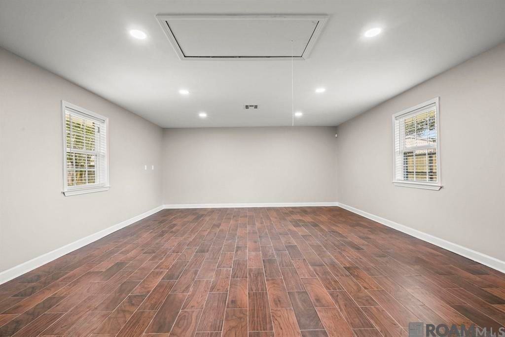 10844 Carmel Dr - Photo 5 of 9