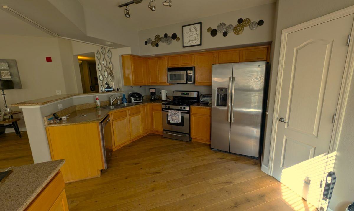 917 Vessona Cir - Photo 3 of 10
