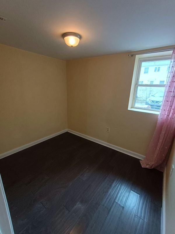 58 Halley Rd - Photo 4 of 5