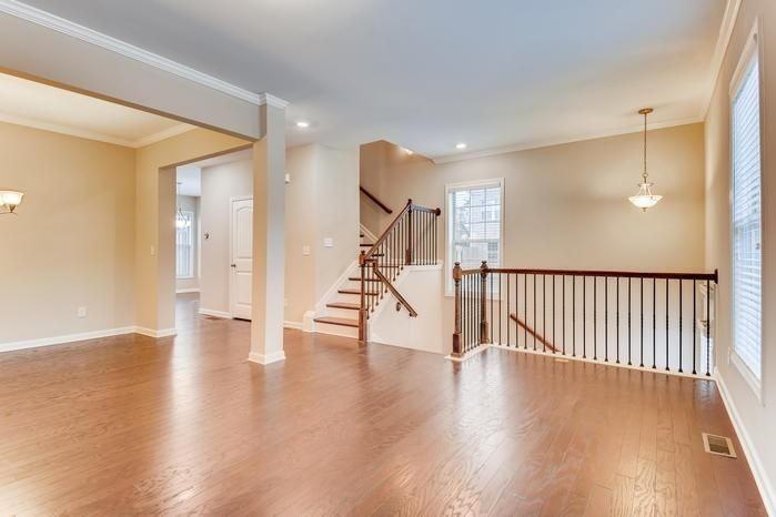 2481 Georgetown Ave - Photo 7 of 27