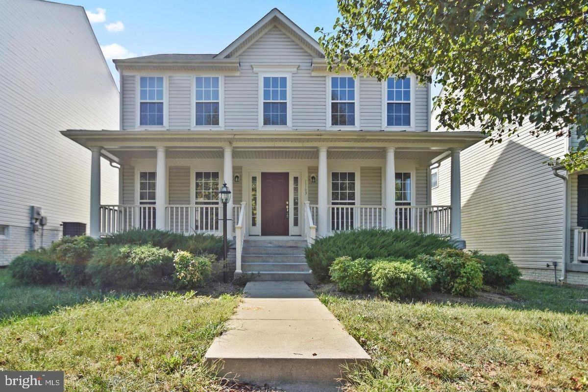 1163 Fairfax St - Photo 3 of 27