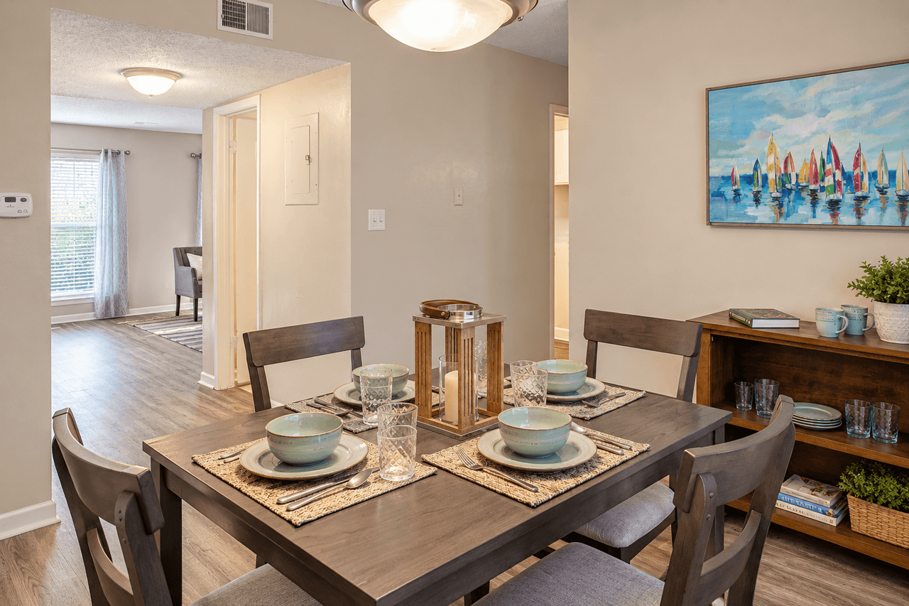 Madison Park Apartments & Townhomes - Photo 4 of 27