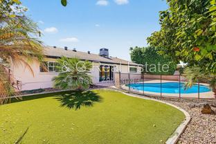 8714 E Clarendon Ave - Photo 1 of 1
