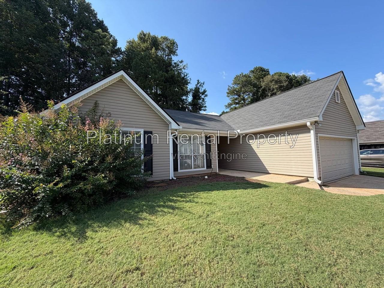 105 Paris Dr - Photo 2 of 25