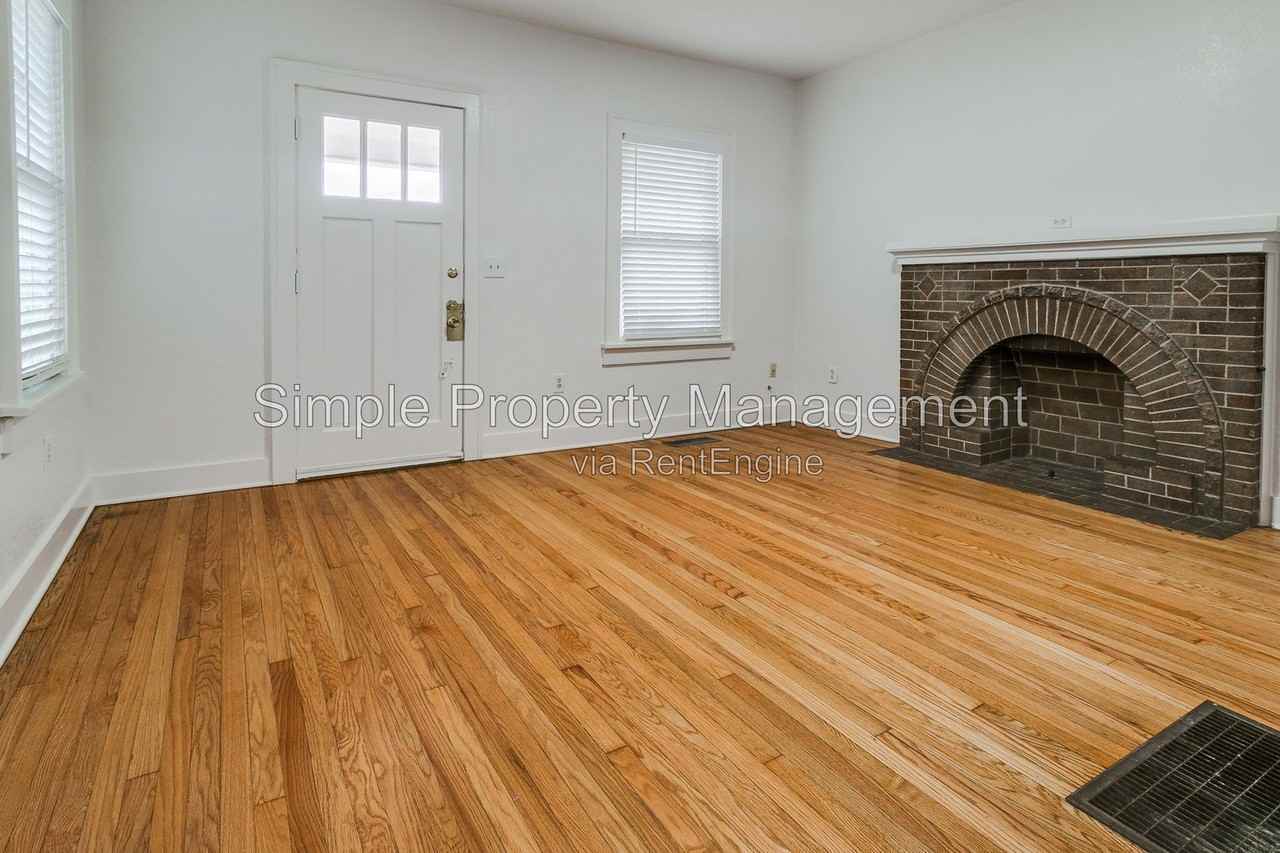 2220 Nw 22nd St #1 - Photo 2 of 21