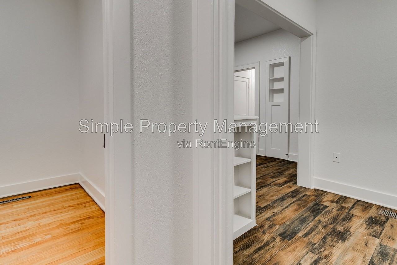 2220 Nw 22nd St #1 - Photo 6 of 21