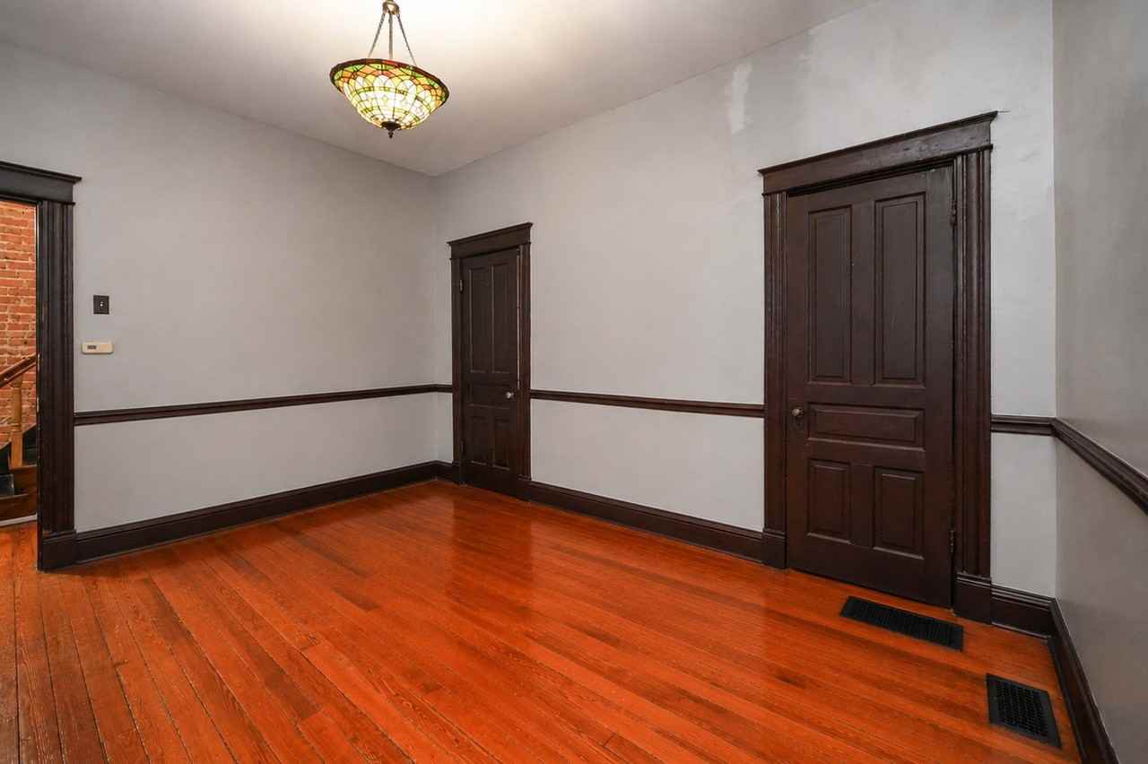 2369 Flora St - Photo 7 of 39
