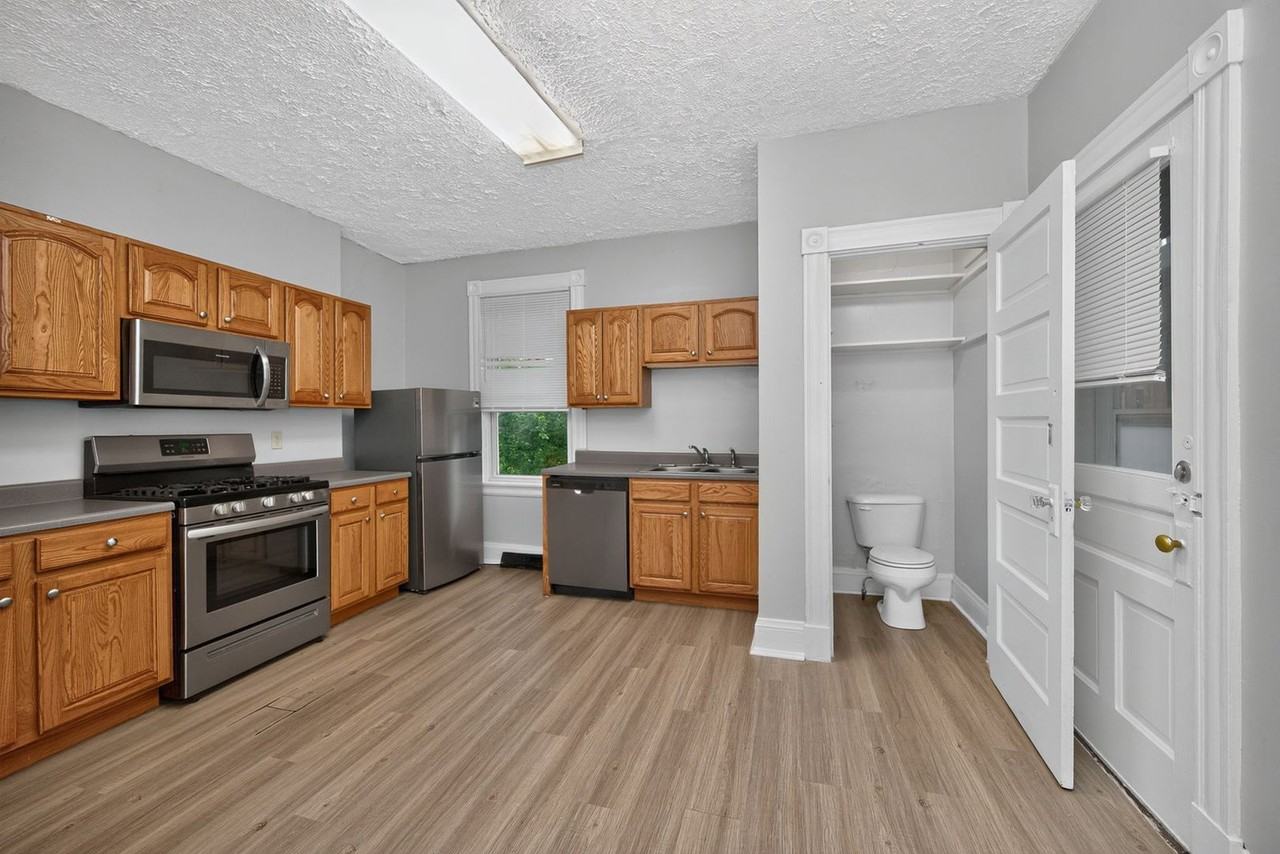 2544 Vestry Ave - Photo 3 of 29