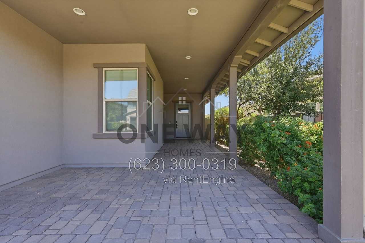 3761 E Sagebrush St - Photo 4 of 50