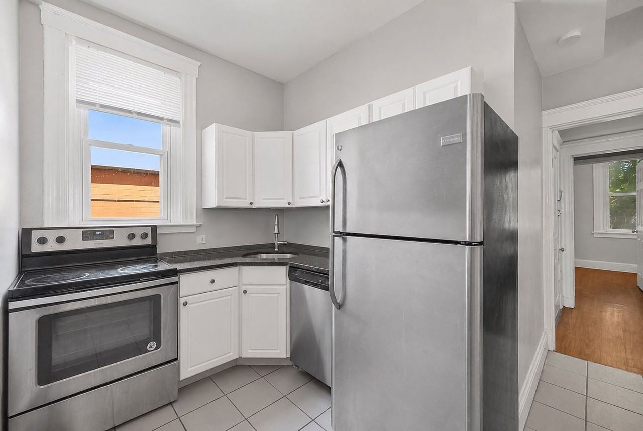 60 W Mcmillan St #2 - Photo 5 of 19