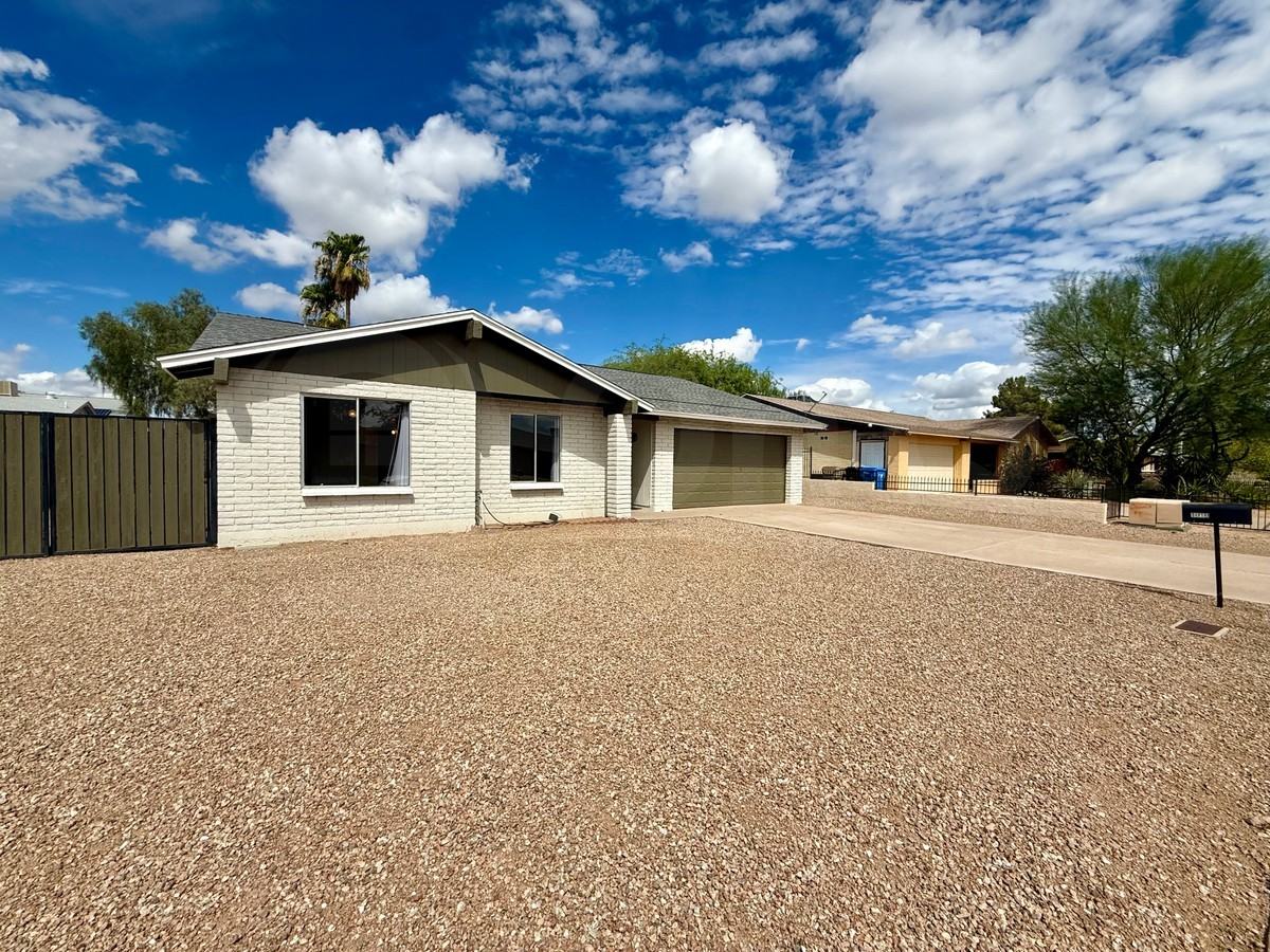 4010 W Cholla St - Photo 3 of 23